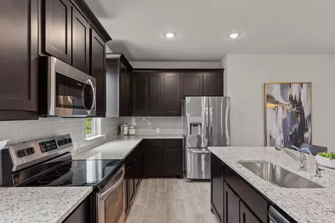 Kitchen - 409 Jacks Pl, Seguin, TX 78155 photo 4 of 4