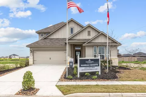 Exterior - 409 Jacks Pl, Seguin, TX 78155 photo 4 of 4