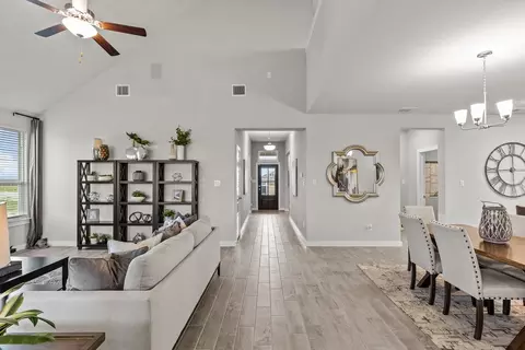 Entry Way - 409 Jacks Pl, Seguin, TX 78155 photo 19 of 20