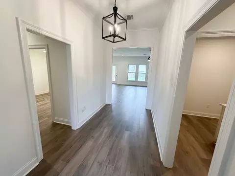 Entry Way - 243 Olivia Dr, Luling, LA 70070 photo 2 of 5