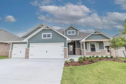 932 Hydrangea Way, Edmond, OK 73034