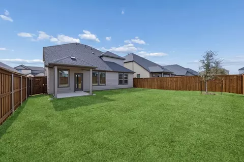Exterior - 804 Rockcloud Dr, Haslet, TX 76052 photo 12 of 24