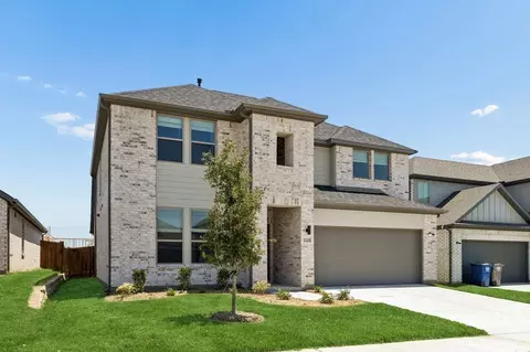 Exterior - 804 Rockcloud Dr, Haslet, TX 76052 photo 5 of 24