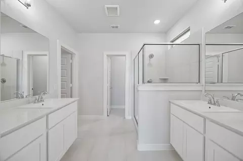 Entry Way - 804 Rockcloud Dr, Haslet, TX 76052 photo 5 of 7