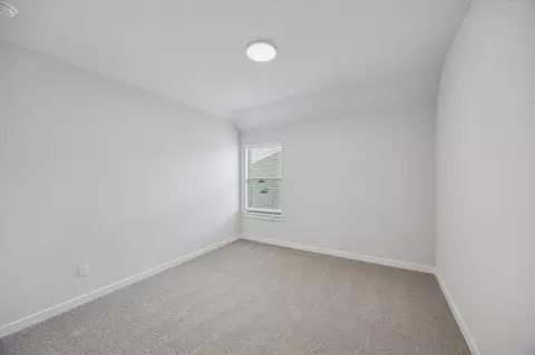 Bedroom - 804 Rockcloud Dr, Haslet, TX 76052 photo 13 of 24