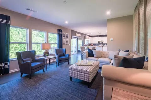 Living - 8295 Busey Rd, Pickerington, OH 43147 photo 2 of 7