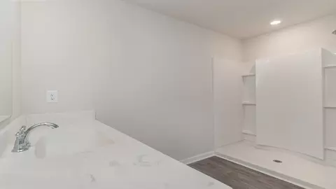 Bath - 345 Acosta Cir, Conway, SC 29527 photo 2 of 3