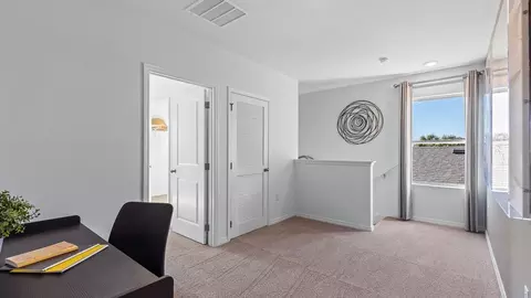 Entry Way - 5515 Taverna Loop, Winter Haven, FL 33884 photo 4 of 6