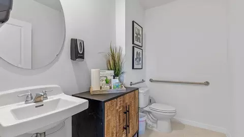 Bath - 5515 Taverna Loop, Winter Haven, FL 33884 photo 1 of 3