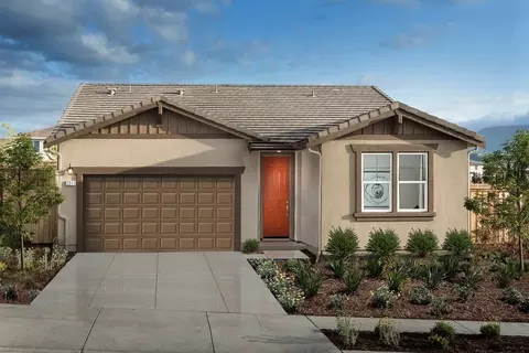 2011 Peony St, Hollister, CA 95023