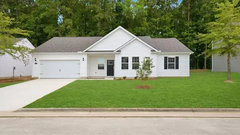 242 Lake Tyler Dr, New Bern, NC 28560