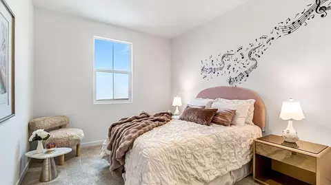 Bedroom - 5415 Calle Abrigada, Bakersfield, CA 93311 photo 3 of 3