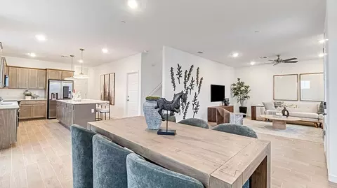 Dining - 5415 Calle Abrigada, Bakersfield, CA 93311 photo 2 of 2