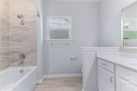 Bath - 170 Champlain Dr, Pooler, GA 31322 photo 2 of 7