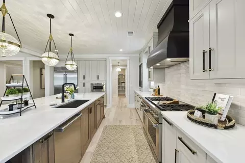 Kitchen - 1672 Shearer Rd, Davidson, NC 28036 photo 5 of 6