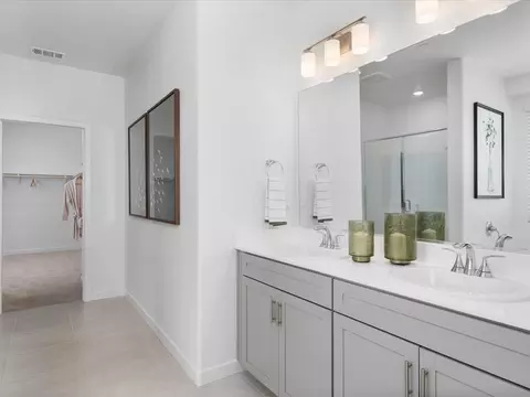 4553 Holiday Ln, Lincoln, CA 95648