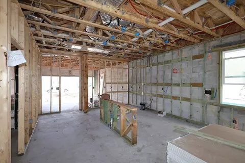 Entry Way - 1312 Twelve Oaks Rd, Saint Cloud, FL 34771 photo 6 of 7