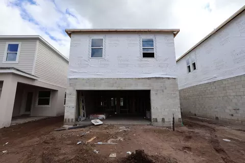 Exterior - 1312 Twelve Oaks Rd, Saint Cloud, FL 34771 photo 4 of 9