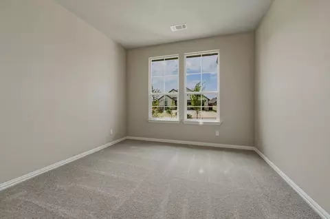 Bedroom - 1201 Colca Dr, Springtown, TX 76082 photo 3 of 5