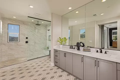 Bath - 35104 Citron Ln, Fallbrook, CA 92028 photo 3 of 6