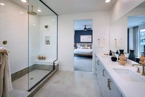 Bath - 35104 Citron Ln, Fallbrook, CA 92028 photo 4 of 6