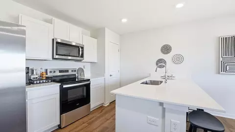 Kitchen - 21765 S Madison St, Spring Hill, KS 66083 photo 1 of 3