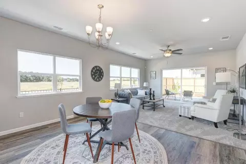 Dining - 1165 Nicklaus Rd, Galt, CA 95632 photo 2 of 8