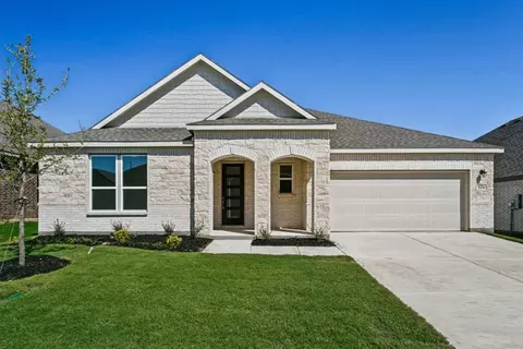 124 Hudson Ln, Justin, TX 76247