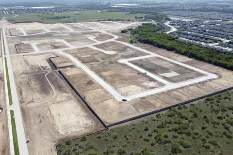 View/Area - 1000 Stonehaven Ln, Crowley, TX 76036 photo 6 of 16