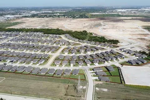 View/Area - 1000 Stonehaven Ln, Crowley, TX 76036 photo 3 of 16