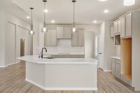 6807 Allens Lndg, Needville, TX 77461