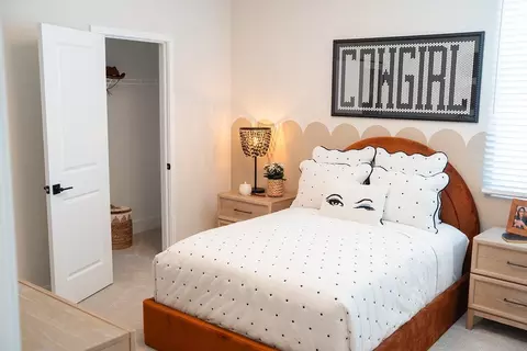 Bedroom - 3707 W Owen Ave, Visalia, CA 93291 photo 9 of 10