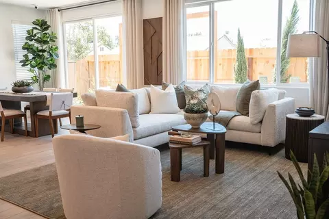 Living - 3707 W Owen Ave, Visalia, CA 93291 photo 4 of 7