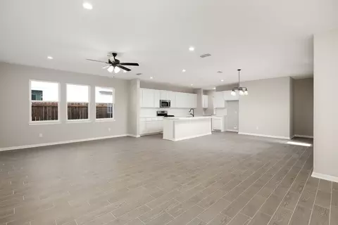 Living - 119 Cabin St, Laredo, TX 78046 photo 8 of 8