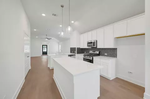 21451 Jacaranda Blossom Way, Tomball, TX 77377