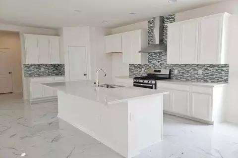 Kitchen - 5043 Prairie Preserve Run, Saint Cloud, FL 34772 photo 3 of 5