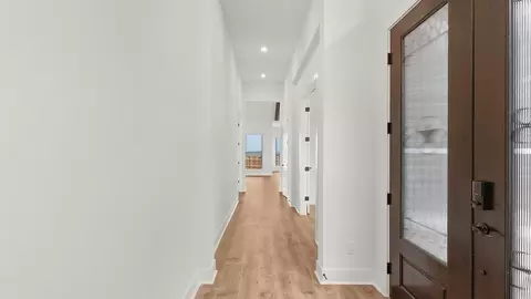 Entry Way - 1673 Willow Bean Dr, Georgetown, TX 78633 photo 2 of 9