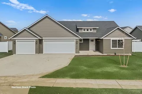 11699 N Simmons Ln, Rathdrum, ID 83858
