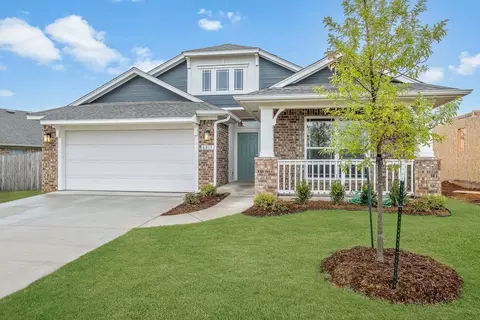 Exterior - 16140 Tall Grass Dr, Moore, OK 73170 photo 10 of 22