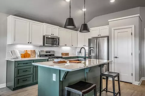 Kitchen - 16140 Tall Grass Dr, Moore, OK 73170 photo 2 of 5