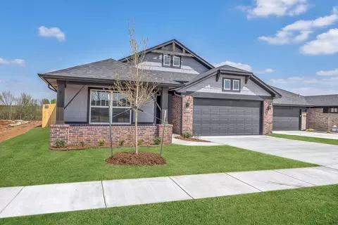Exterior - 16140 Tall Grass Dr, Moore, OK 73170 photo 7 of 22