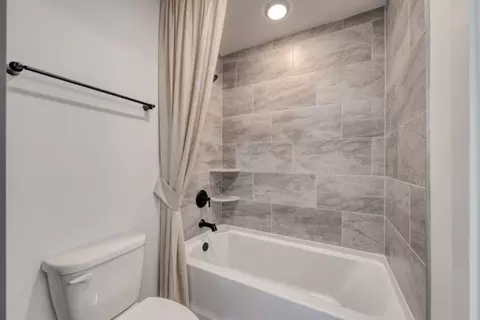 Bath - 3050 Vasco Loop, Myrtle Beach, SC 29579 photo 4 of 5