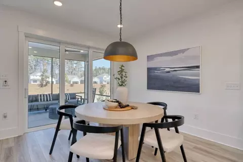 Dining - 3050 Vasco Loop, Myrtle Beach, SC 29579 photo 1 of 3
