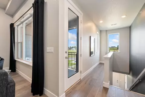 Entry Way - 6838 Stonebrook Dr, Timnath, CO 80547 photo 2 of 5