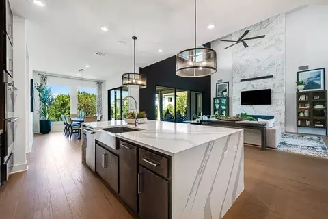 Kitchen - 1621 Alasio Dr, Leander, TX 78641 photo 4 of 5