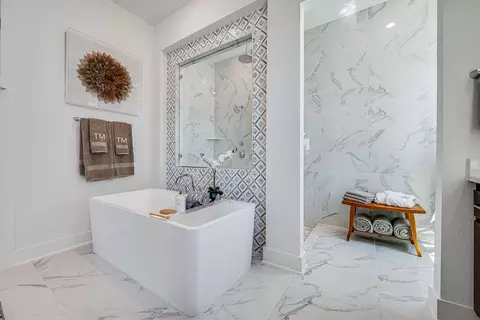 Bath - 1621 Alasio Dr, Leander, TX 78641 photo 2 of 7