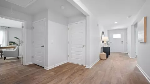 Entry Way - 102 Sabel Ct, Guyton, GA 31312 photo 1 of 4