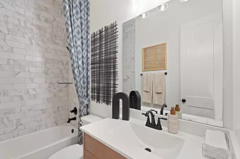 Bath - 411 Aztec Cave Dr, New Caney, TX 77357 photo 4 of 4