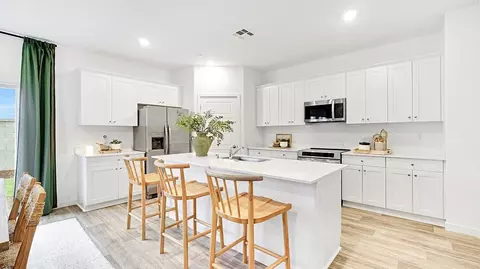 Kitchen - 8809 Ballingarry Ave, Bakersfield, CA 93311 photo 1 of 6