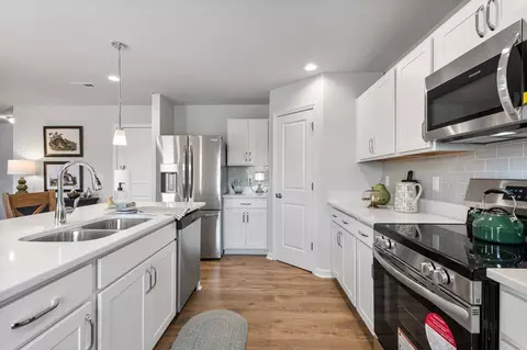 Kitchen - 95 Avery Pines Way, Cameron, NC 28326 photo 3 of 7
